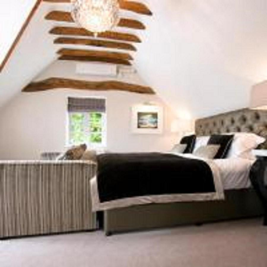 The Inn On The Green Cookham Dean Eksteriør bilde