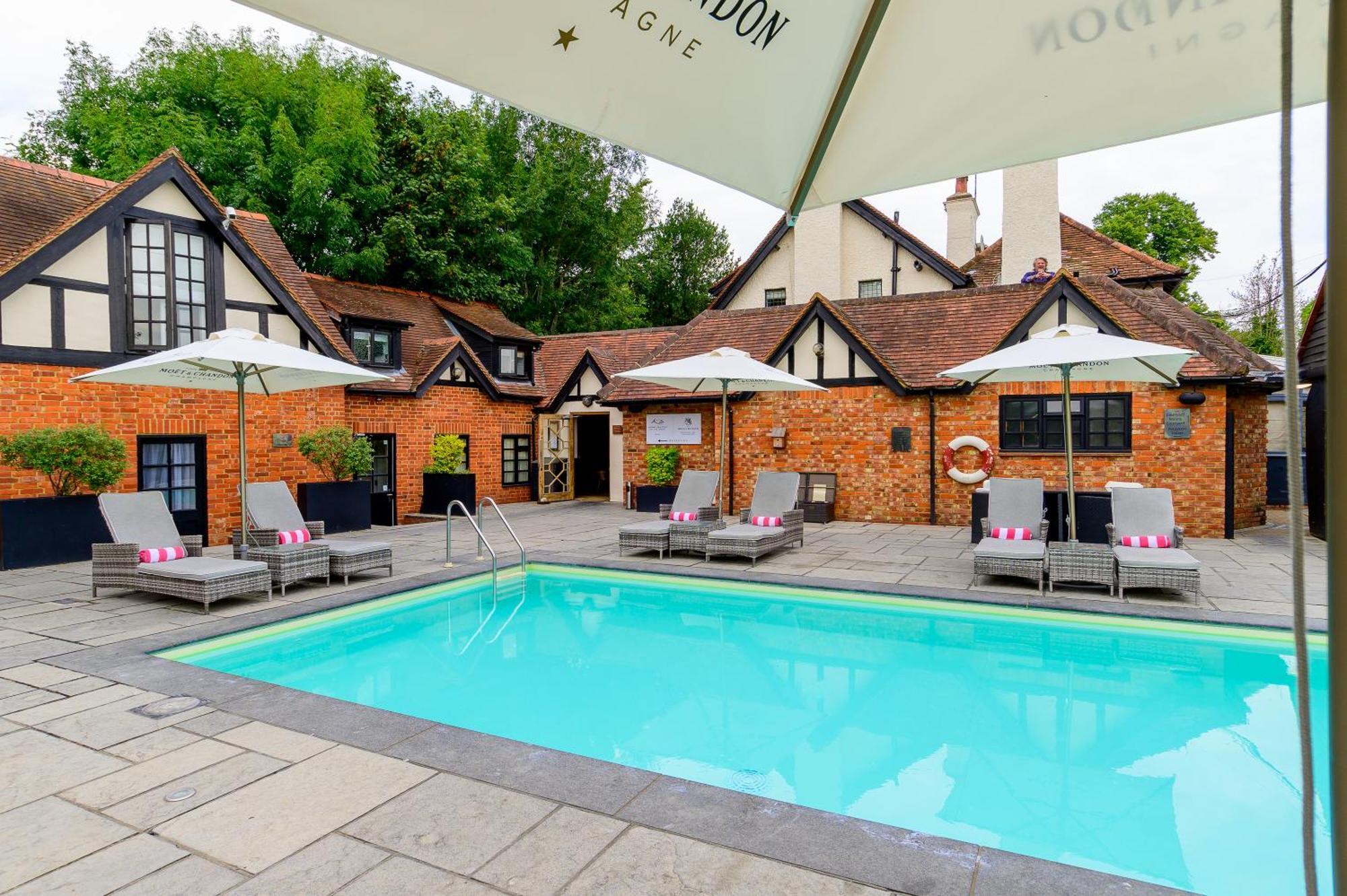 The Inn On The Green Cookham Dean Eksteriør bilde